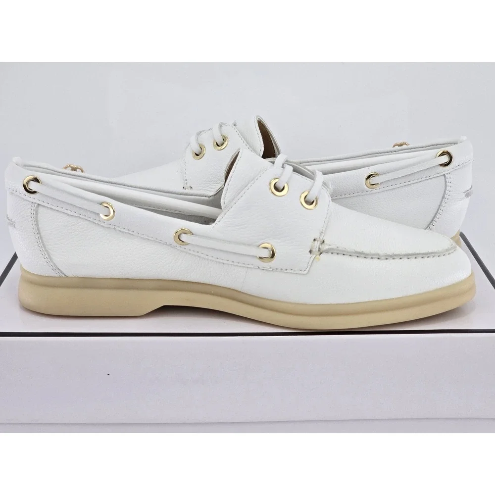 Guess Yomaya Boat Shoes Womens 6 White Leather Loafers Moccasins - NEW